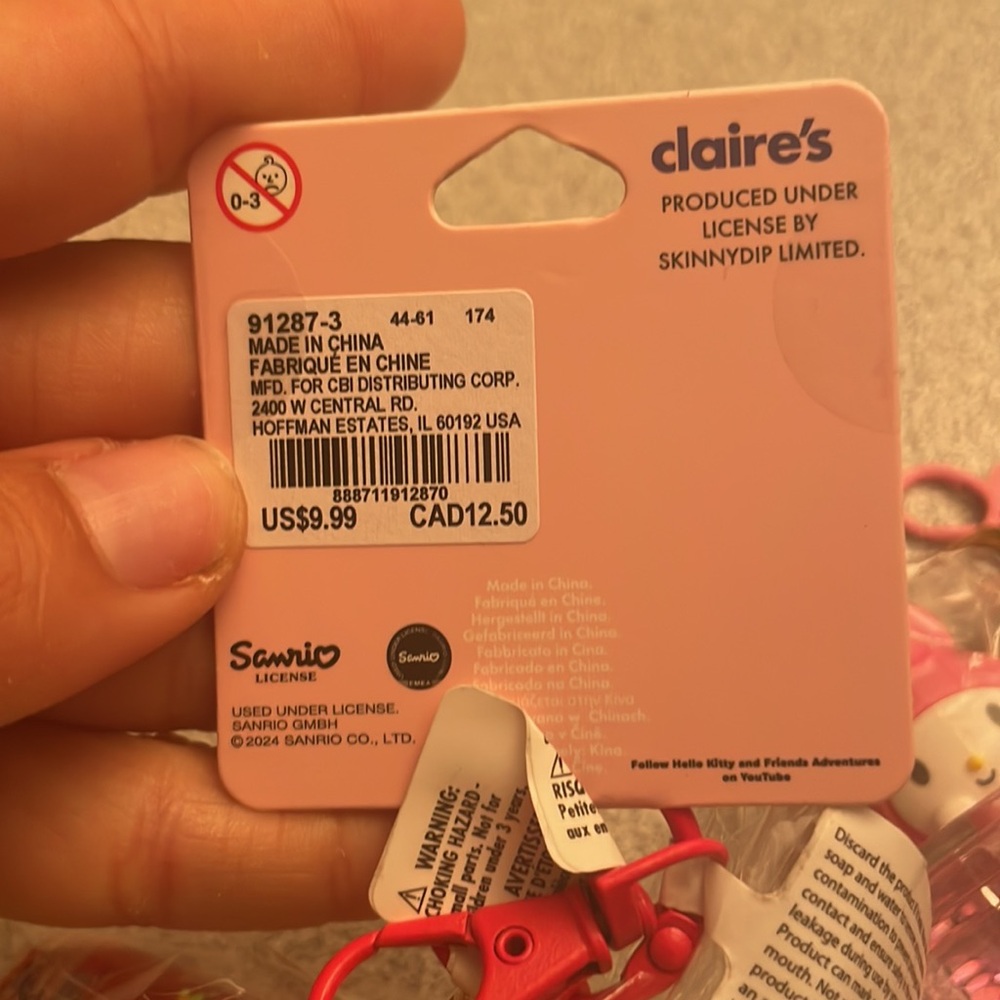 Hello Kitty Keychains - Picture 3 of 3